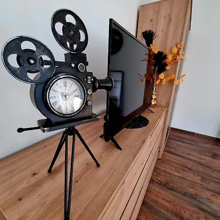 Retro Chic Lejlighed Pula