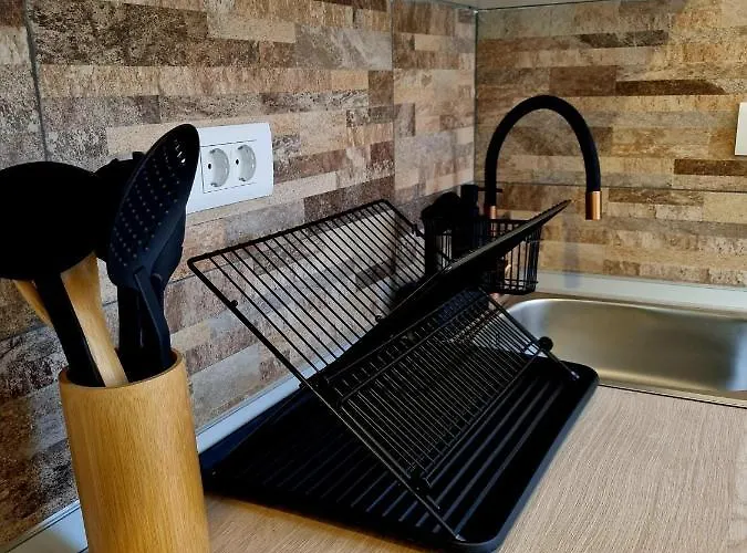 Apartment Retro Chic *