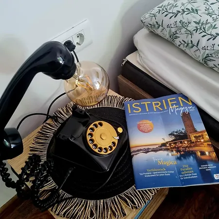 Retro Chic * بولا