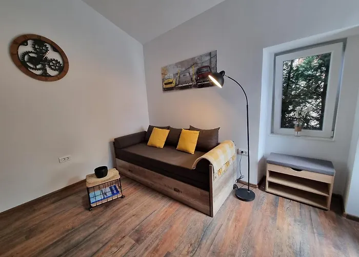 Retro Chic * Пула